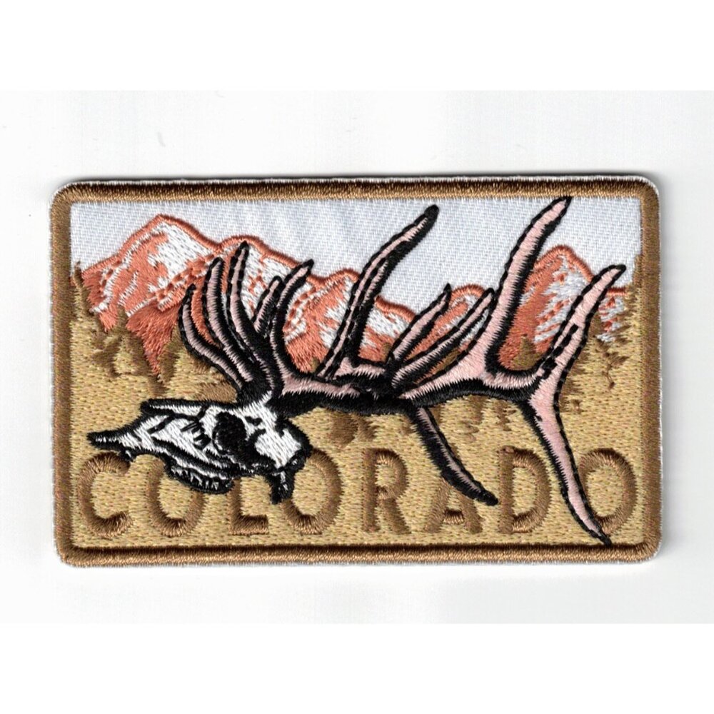 Colorado Mountains Hunting Nature Embroidered 3.5x2.25in Iron / Sew-On Patch